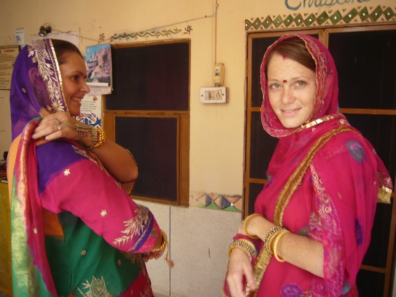 Travel - India - Rajasthan - Jodhpur - Newspaper Photoshoot - Getting Ready